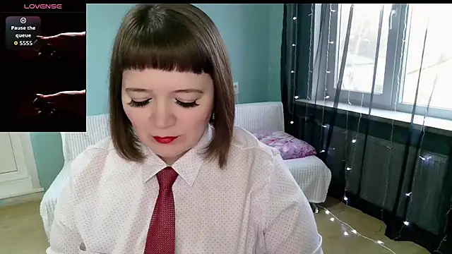 LizaMilfa online show from November 21, 9:19 am