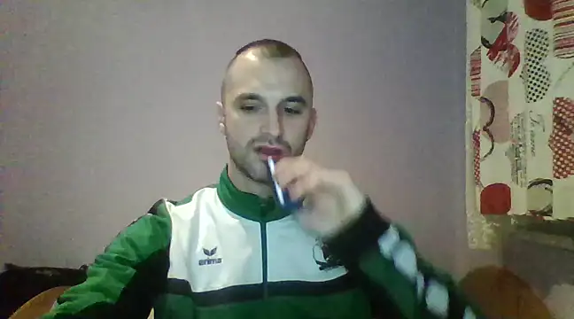 OskarBreno online show from February 11, 9:35 pm