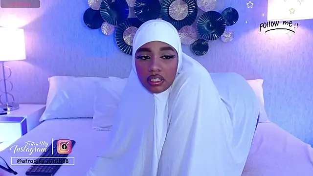 afrodita smith08 online show from April 10, 12:01 pm