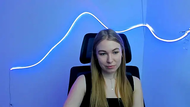 Snapshot of Dana_flowers chatting on March 20, 12:22 pm Dana flowers online show from March 20, 12:22 pm