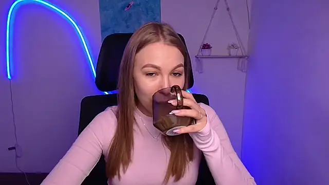 Dana flowers online show from November 8, 6:50 am