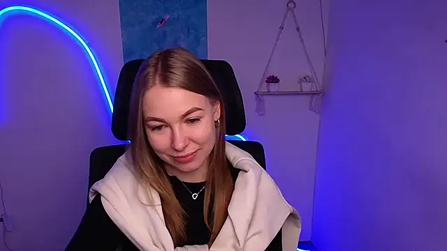 Dana flowers online show from November 1, 6:30 am