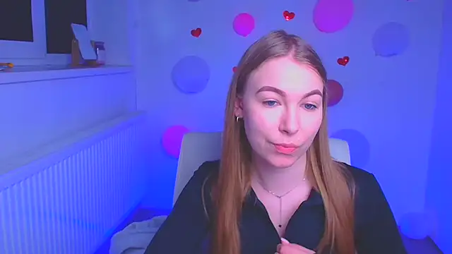 Snapshot of Dana_flowers chatting on March 13, 6:16 am Dana flowers online show from March 13, 6:16 am