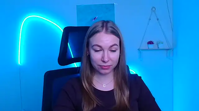 Dana flowers online show from December 16, 12:20 pm