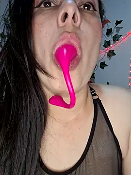 SamanthaGreen- online show from October 19, 7:16 pm