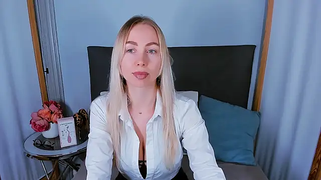 MargaritaRose online show from March 24, 9:04 pm