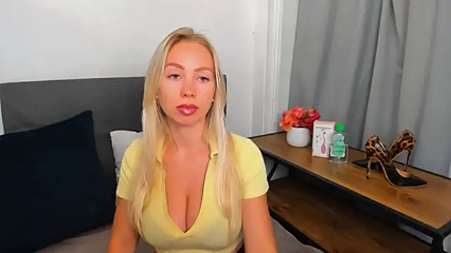 MargaritaRose online show from July 14, 8:15 pm