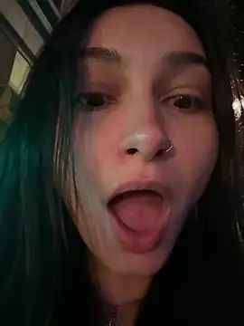 Snapshot of lunalovelee chatting on November 13, 3:38 pm lunalovelee online show from November 13, 3:38 pm