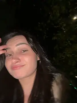 Snapshot of lunalovelee chatting on October 21, 5:45 pm lunalovelee online show from October 21, 5:45 pm