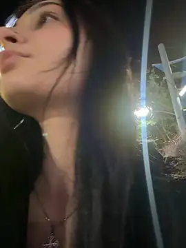 Snapshot of lunalovelee chatting on October 22, 1:43 pm lunalovelee online show from October 22, 1:43 pm