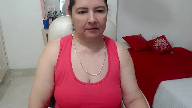 Snapshot of leonela_69 chatting on June 4, 10:20 am leonela 69 online show from June 4, 10:20 am
