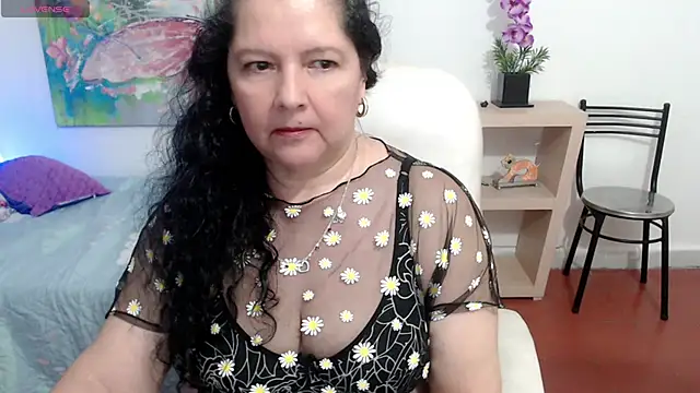 leonela 69 online show from March 15, 4:02 am