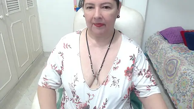 leonela 69 online show from May 27, 11:01 pm