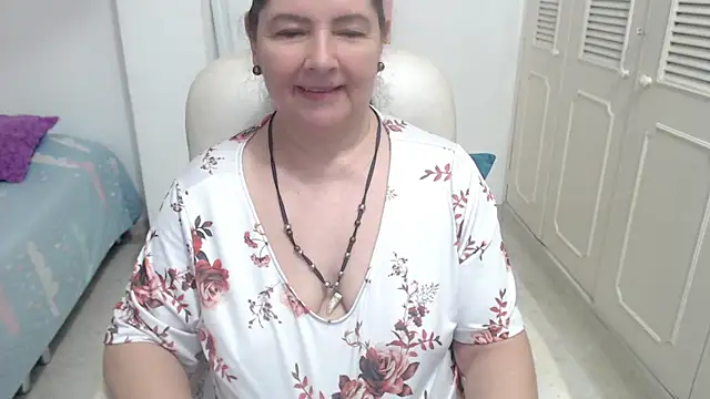 Snapshot of leonela_69 chatting on July 15, 11:50 am leonela 69 online show from July 15, 11:50 am