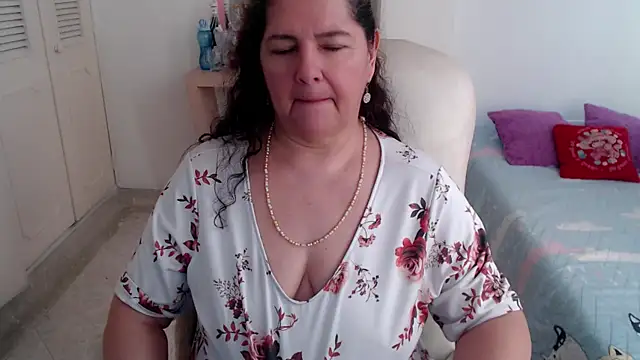 leonela 69 online show from March 31, 1:02 pm