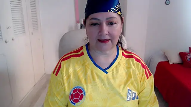 Snapshot of leonela_69 chatting on June 17, 8:41 pm leonela 69 online show from June 17, 8:41 pm