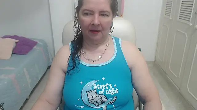 Snapshot of leonela_69 chatting on July 16, 11:57 pm leonela 69 online show from July 16, 11:57 pm
