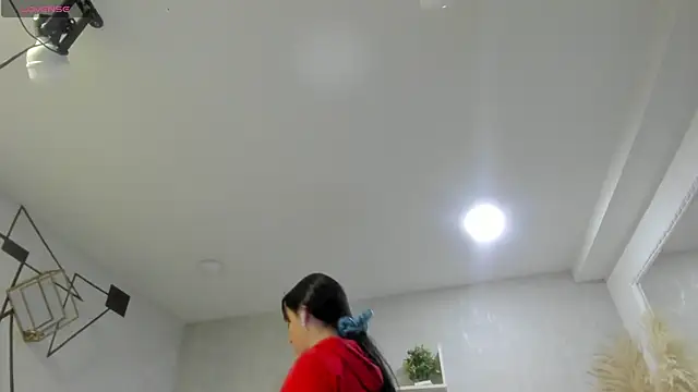 EmiliaRose  online show from April 10, 8:49 pm