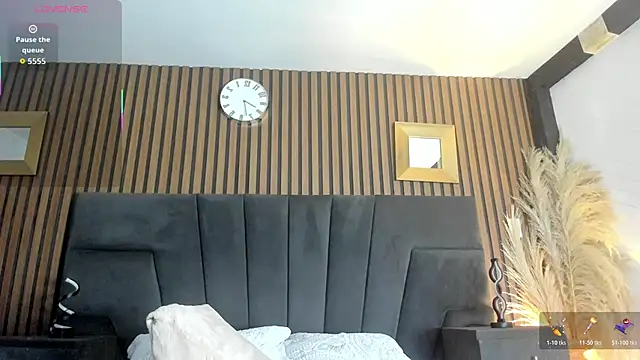 EmiliaRose  online show from May 4, 8:44 pm