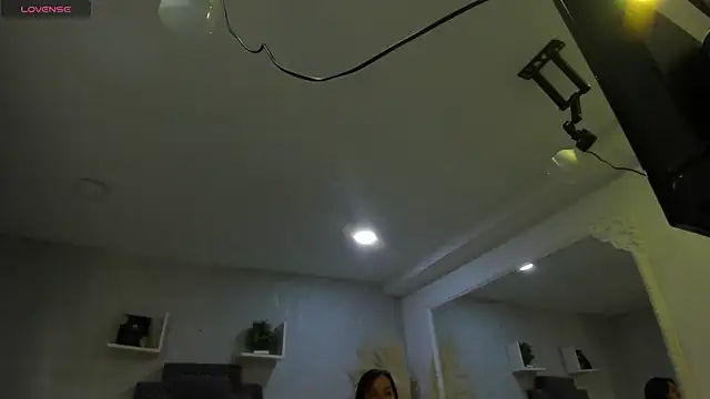 EmiliaRose  online show from March 10, 8:57 pm