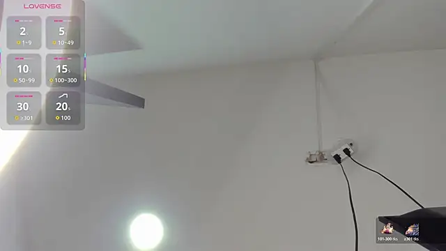 EmiliaRose  online show from March 31, 8:55 pm