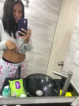 Snapshot of natasha_steele chatting on September 25, 3:40 pm natasha steele online show from September 25, 3:40 pm