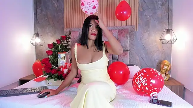 natasha steele online show from February 14, 10:32 pm