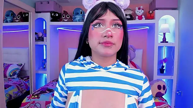 miss   megan online show from March 11, 2:05 am