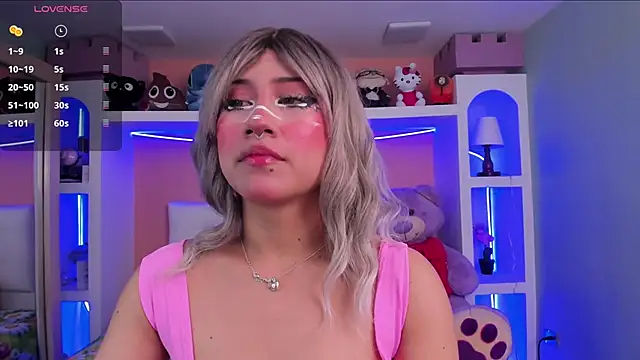 miss   megan online show from February 23, 2:13 am