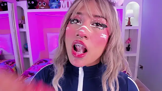 miss   megan online show from March 30, 2:35 am