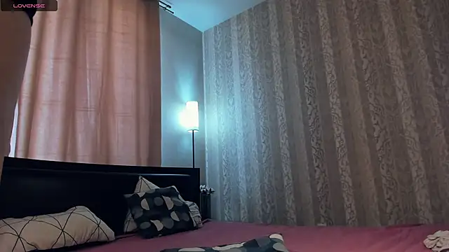 Snapshot of Velvetworld chatting on March 14, 9:35 am Velvetworld online show from March 14, 9:35 am