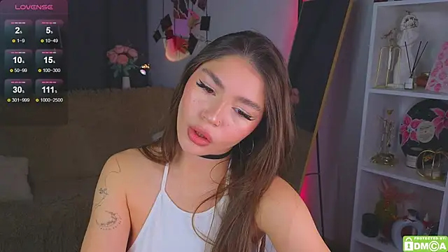 Caroline  Brown online show from November 16, 6:51 am