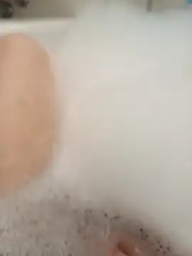 Snapshot of flo000031 chatting on February 23, 12:17 pm flo000031 online show from February 23, 12:17 pm