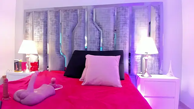 Ciara Benet online show from February 10, 12:15 pm