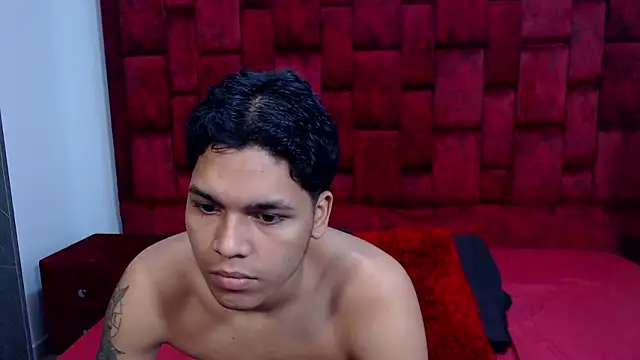 Snapshot of David_Gil19 chatting on January 15, 2:04 am David Gil19 online show from January 15, 2:04 am