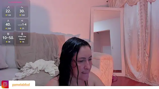 Snapshot of PamelaBliss chatting on May 20, 9:39 am PamelaBliss online show from May 20, 9:39 am
