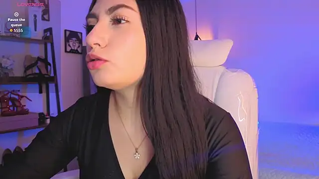 Miller Vanessa  online show from April 21, 8:37 pm
