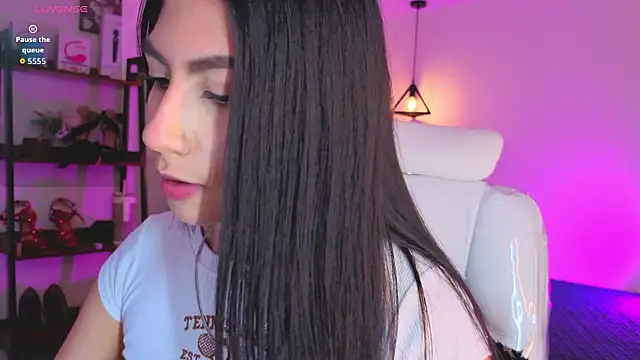 Miller Vanessa  online show from March 13, 8:36 pm