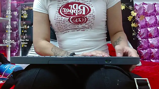 Snapshot of poisondost_hot chatting on September 23, 11:39 am poisondost hot online show from September 23, 11:39 am