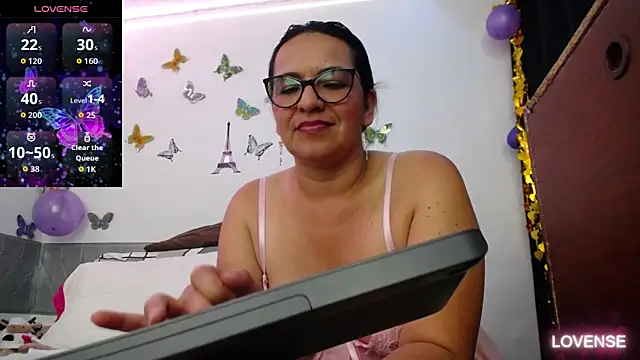 AlexaUllahX online show from March 24, 7:25 pm