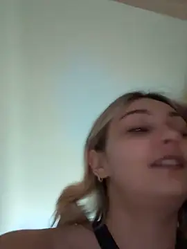 Snapshot of skyemorgan01 chatting on March 2, 11:28 am skyemorgan01 online show from March 2, 11:28 am