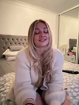 Snapshot of skyemorgan01 chatting on June 14, 9:05 pm skyemorgan01 online show from June 14, 9:05 pm
