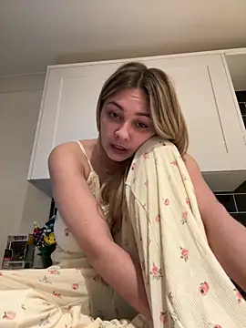 skyemorgan01 online show from March 22, 8:32 pm