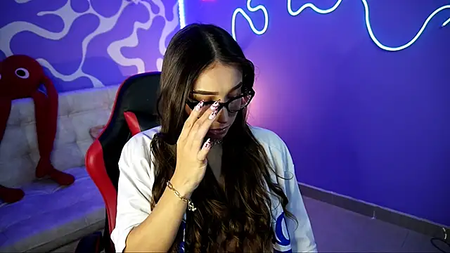 verosmit1 online show from November 8, 12:47 am