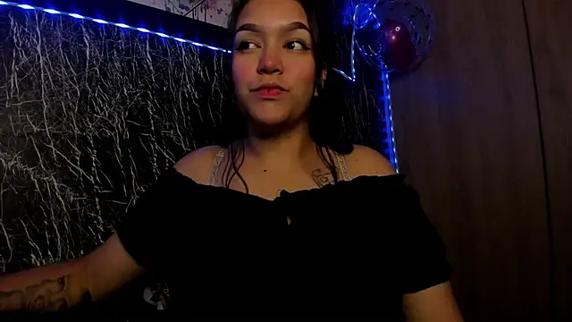 Snapshot of Bellota_Girl chatting on March 1, 2:55 pm Bellota Girl online show from March 1, 2:55 pm