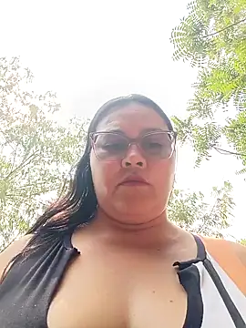 promiscuous-indecent-momm online show from February 14, 3:12 pm