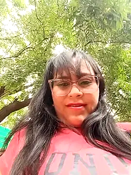 Snapshot of promiscuous-indecent-momm chatting on July 14, 8:04 pm promiscuous-indecent-momm online show from July 14, 8:04 pm