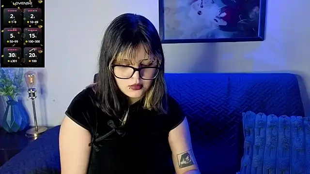 Snapshot of scarleth_shadow chatting on September 10, 1:26 am scarleth shadow online show from September 10, 1:26 am