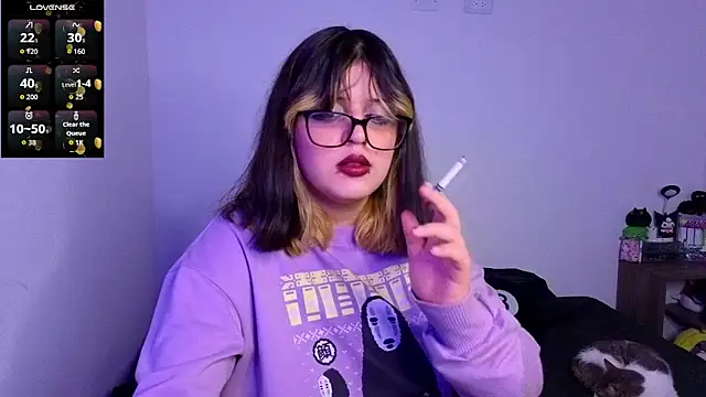 Snapshot of scarleth_shadow chatting on October 10, 9:37 pm scarleth shadow online show from October 10, 9:37 pm