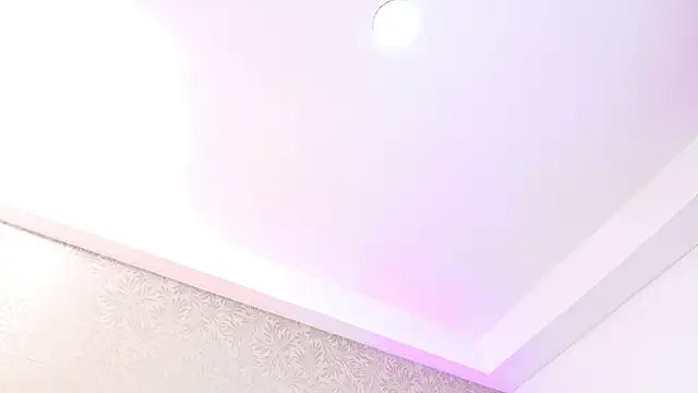 YesyHills online show from January 10, 12:00 pm